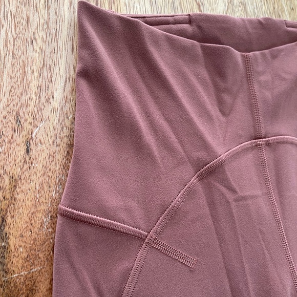 Unlimit High-Rise Crop 23" - Picture 4 of 12